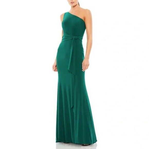 Ieena Mac Duggal Emerald Green Jersey One Shoulder Belted Gown